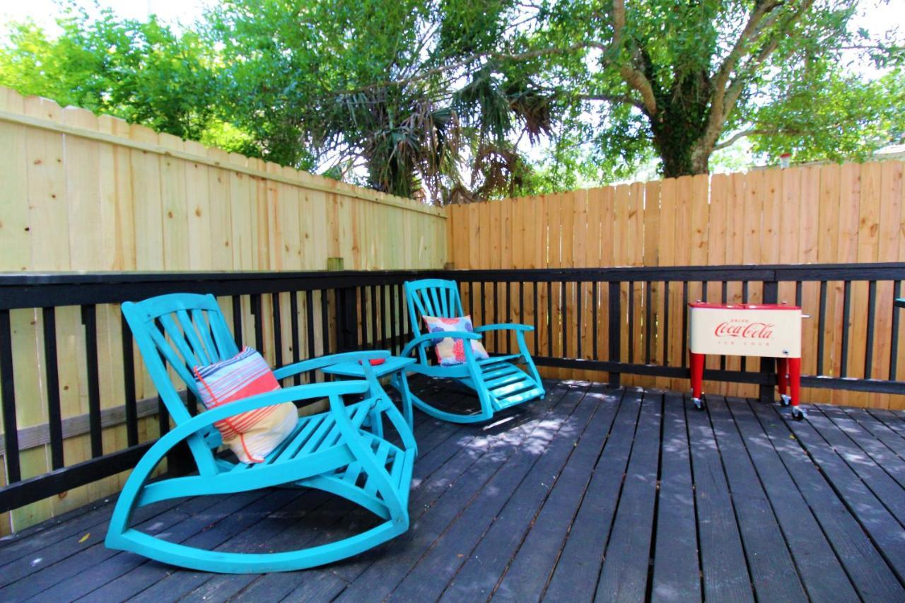 Beachy Bungalow For Family Fun! Walk To Beach! Pensacola Exterior foto
