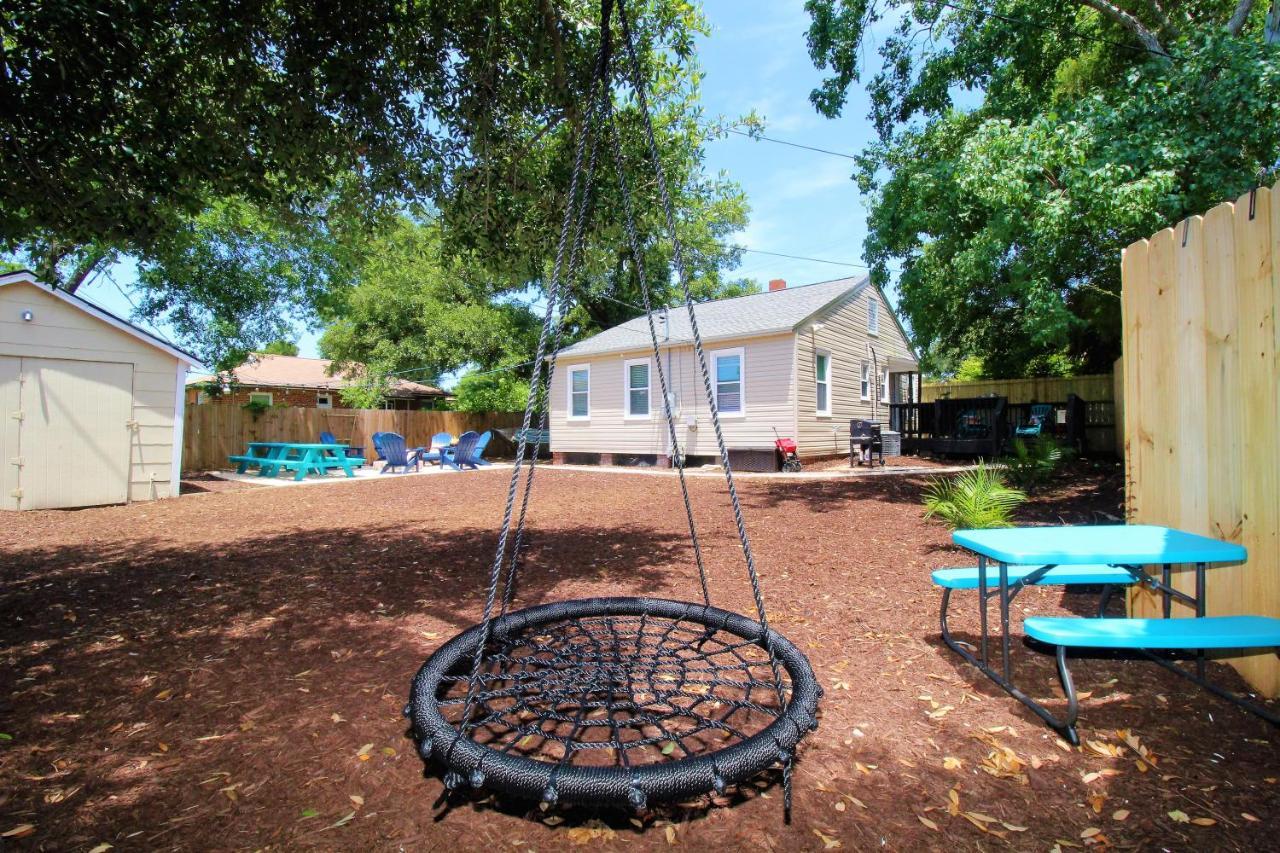 Beachy Bungalow For Family Fun! Walk To Beach! Pensacola Exterior foto