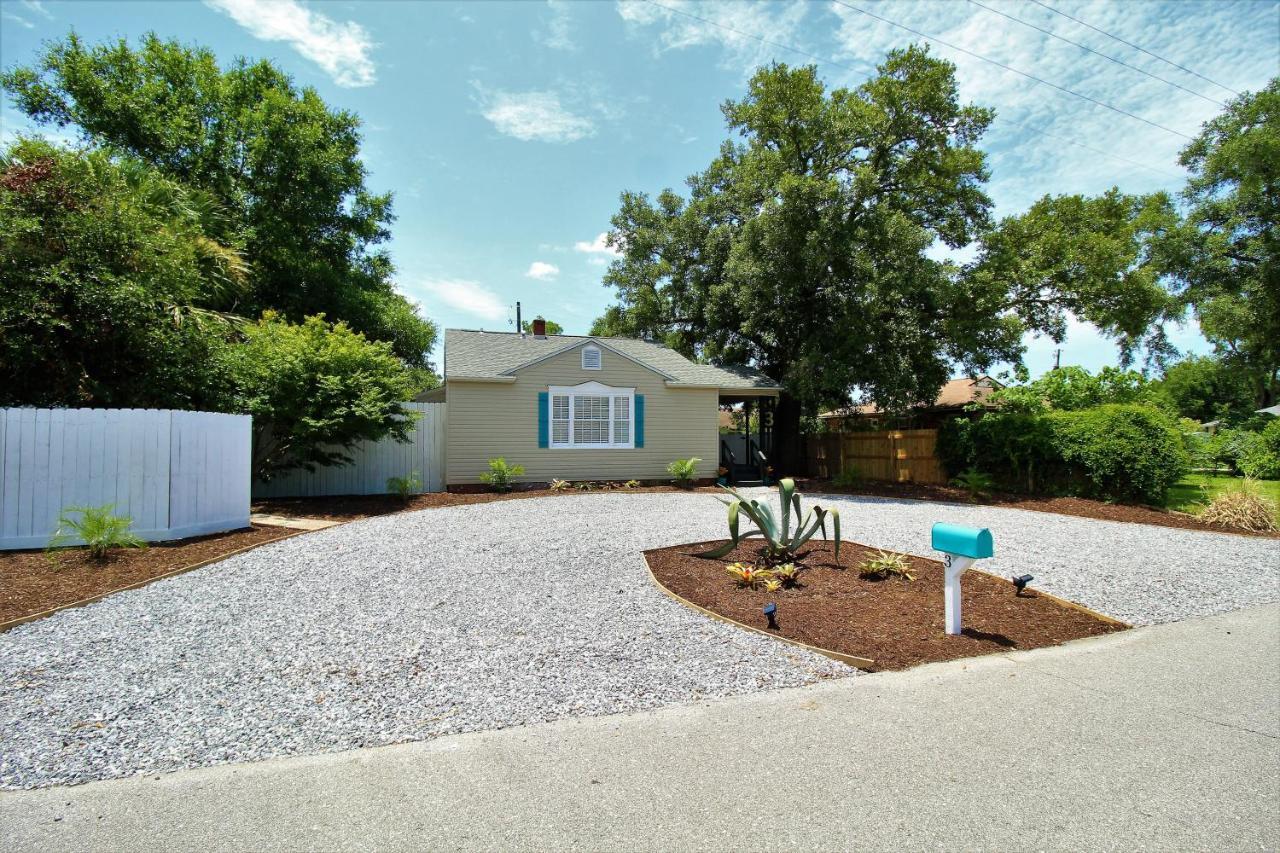 Beachy Bungalow For Family Fun! Walk To Beach! Pensacola Exterior foto